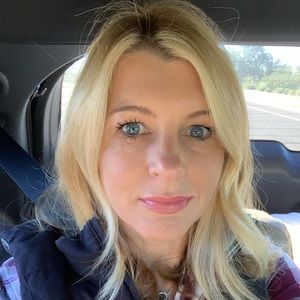 Meet your Posher, Jillian